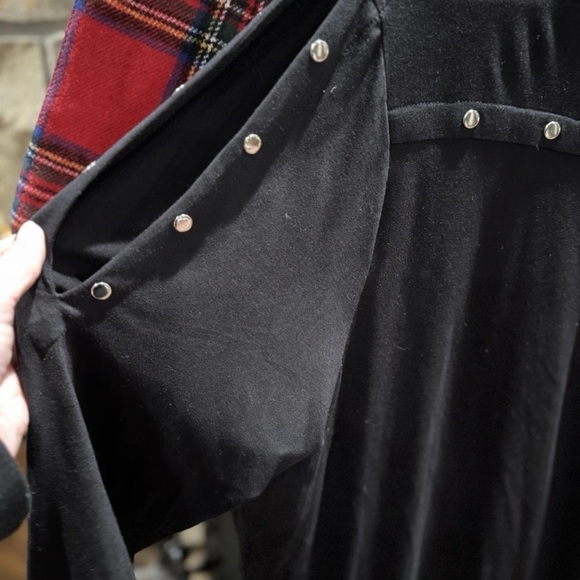 Catherines Black Long Sleeve Top with Stud Accents - Picture 3 of 7